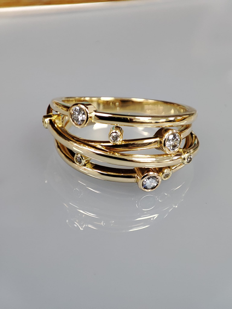 Geel gouden ring met diamant